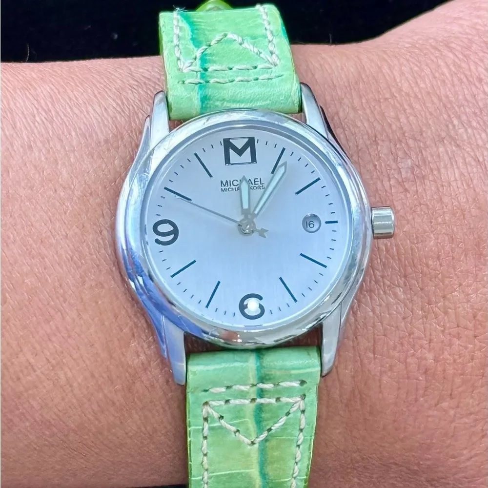 Y2K MICHAEL Michael Kors Green Leather Embossed Watch ECU